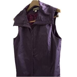 St John Sport Vest